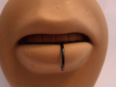 SEAMLESS Bottom Lip Labret Ring 14 gauge 14g BLACK 10mm I Love