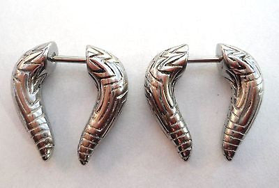 Pair 2 Pieces Tribal Surgical Steel Curved Horseshoe Earrings Plugs 16 gauge 16g - I Love My Piercings!